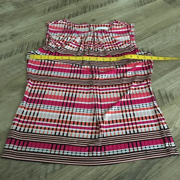 Calvin Klein Retro Geometric Print Pleated Stretchy Tank Top - Picture 11 of 14